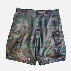 vintage Green & khaki camo baggy cargo shorts